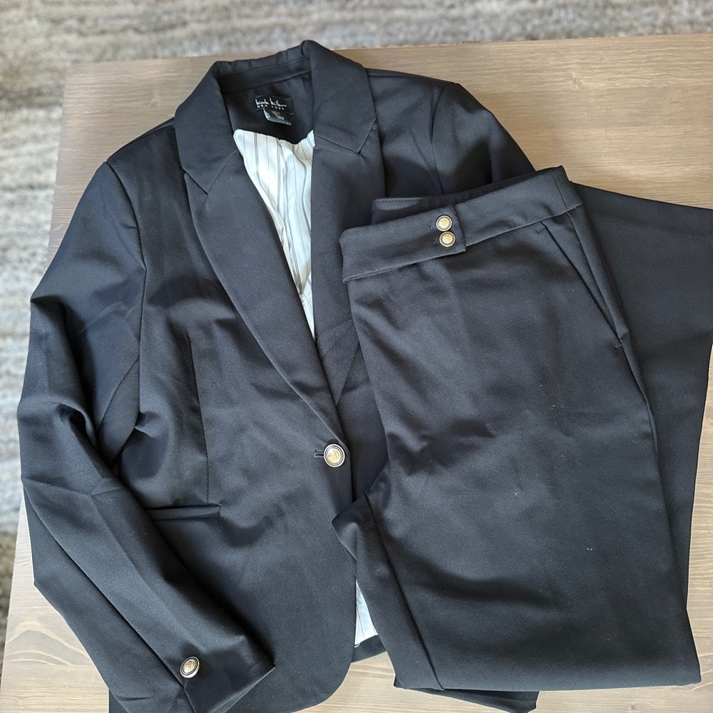 Nicole Miller Black Tailored Blazer with Matching Pants